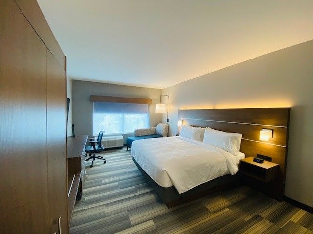 IHG Holiday Inn Express — project photo 9