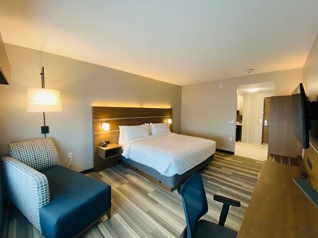 IHG Holiday Inn Express — project photo 10