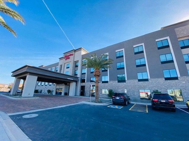 Hilton Hampton Inn — project photo 1